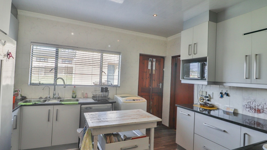 3 Bedroom Property for Sale in Amalinda Eastern Cape